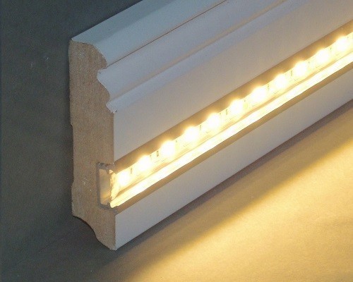 Licht Sockelleisten | Lichtleisten | LEDs | LED Beleuchtung | Aluminium