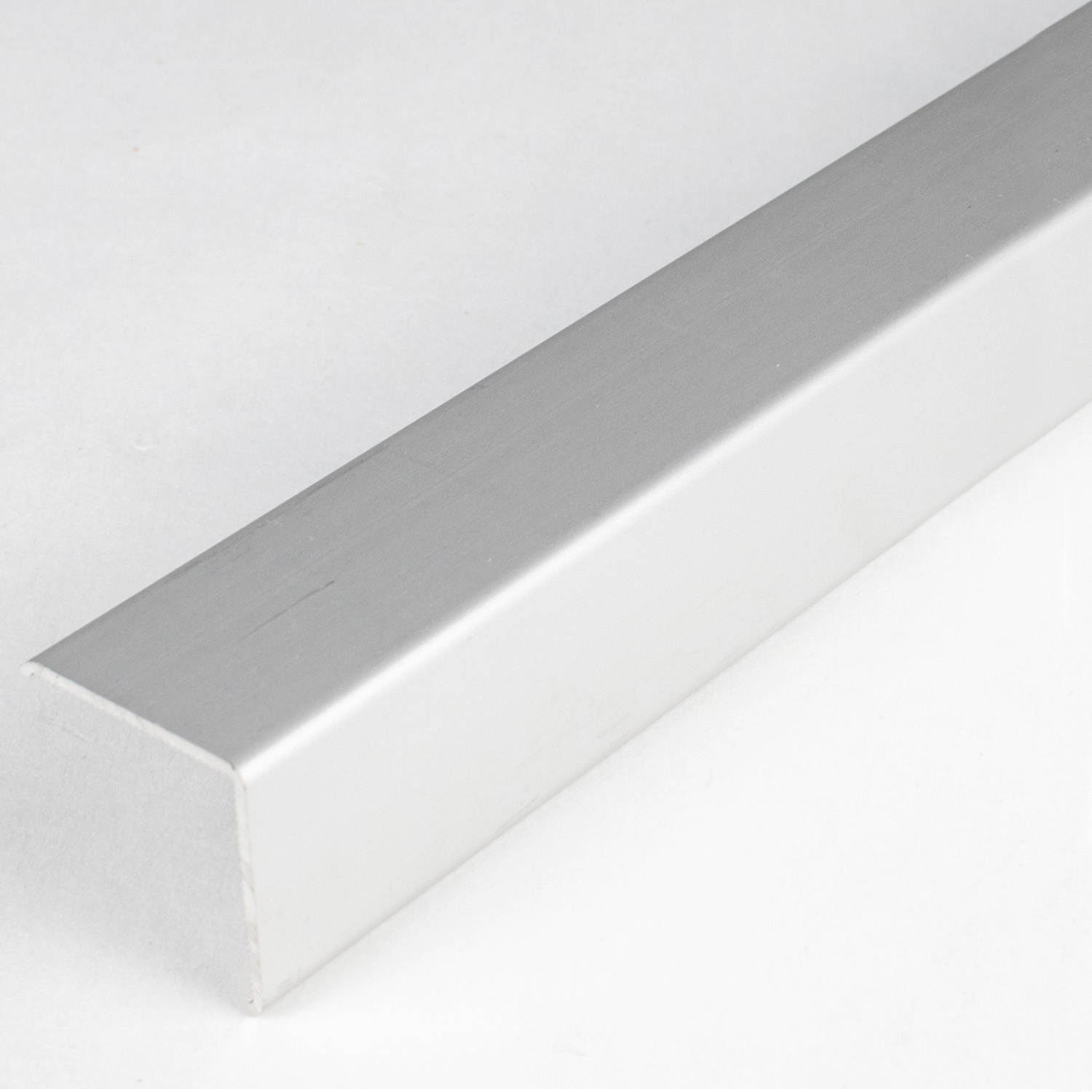 Auer Bau- & Montageprofile Requena Breite 20 - 25 mm Eckschutzwinkel Aluminium