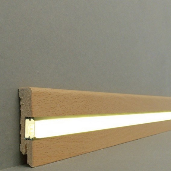 Licht - Fußleisten / Licht - Sockelleisten "Lübeck"(Echtholzfurnier - 16.61.2L) - Buche lackiert