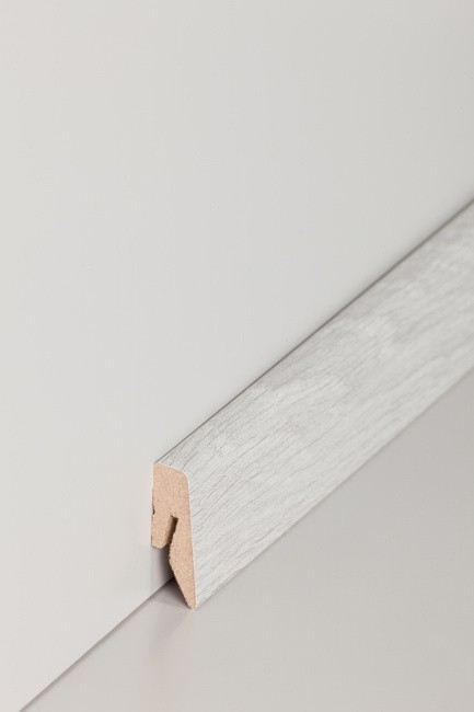 Sockelleisten / Fußleisten "Nauheim" (MDF foliert) - Farbpalette: Eiche-Euphrat Eiche (Default)