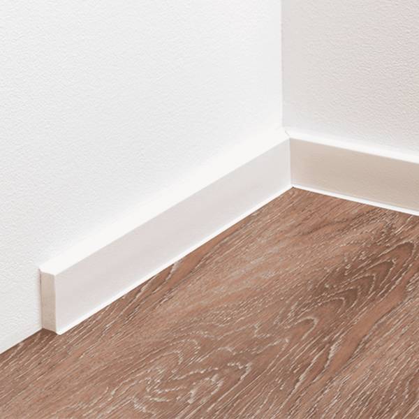 Innenwinkel | Sockelleiste | Savona | weiß | 40 x 13 mm | durchgefärbte Weichlippe Innenwinkel | Sockelleiste | Savona | weiß | 40 x 13 mm | durchgefärbte Weichlippe
