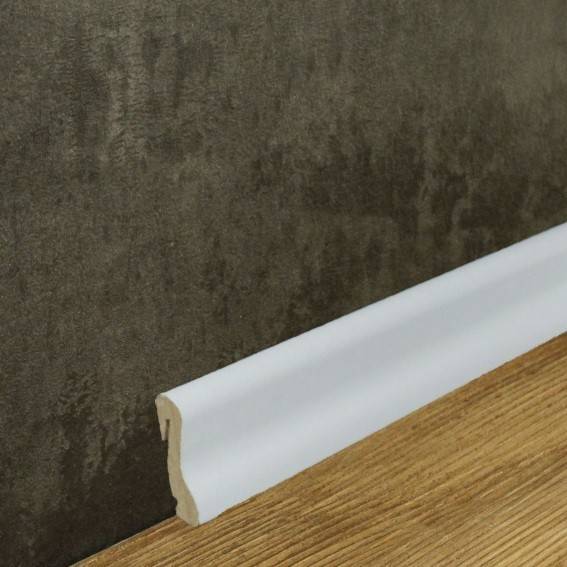 Neuhofer | Sockelleiste "Demonte" | FU018H | MDF | 18.5 x 38.5 x 2400 mm | Weiß | Fußleiste Neuhofer | Sockelleiste "Demonte" | FU018H | MDF | 18.5 x 38.5 x 2400 mm | Weiß | Fußleiste