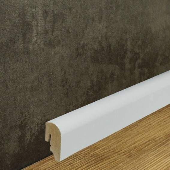 Neuhofer | Sockelleiste "Boves" | FU049L | MDF | 20 x 40 x 2400 mm | Weiß | Fußleiste Neuhofer | Sockelleiste "Boves" | FU049L | MDF | 20 x 40 x 2400 mm | Weiß | Fußleiste